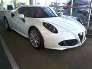 /img/carsfr/alfa-romeo/4c/2014/pic.jpg