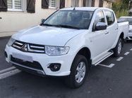 /img/carsfr/mitsubishi/l200/2014/pic.jpg