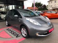 /img/carsfr/nissan/leaf/2015/pic.jpg