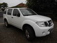 /img/carsfr/nissan/navara/2010/pic.jpg