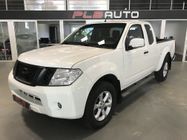 /img/carsfr/nissan/navara/2013/pic.jpg