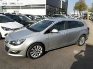 /img/carsfr/opel/astra_sports_tourer/2013/pic.jpg