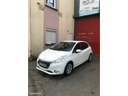/img/carsfr/peugeot/208_business_r/2014/pic.jpg