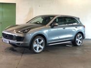 /img/carsfr/porsche/cayenne/2016/pic.jpg