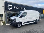 /img/carsfr/renault/master/2024/pic.jpg