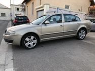 /img/carsfr/skoda/superb/2005/pic.jpg